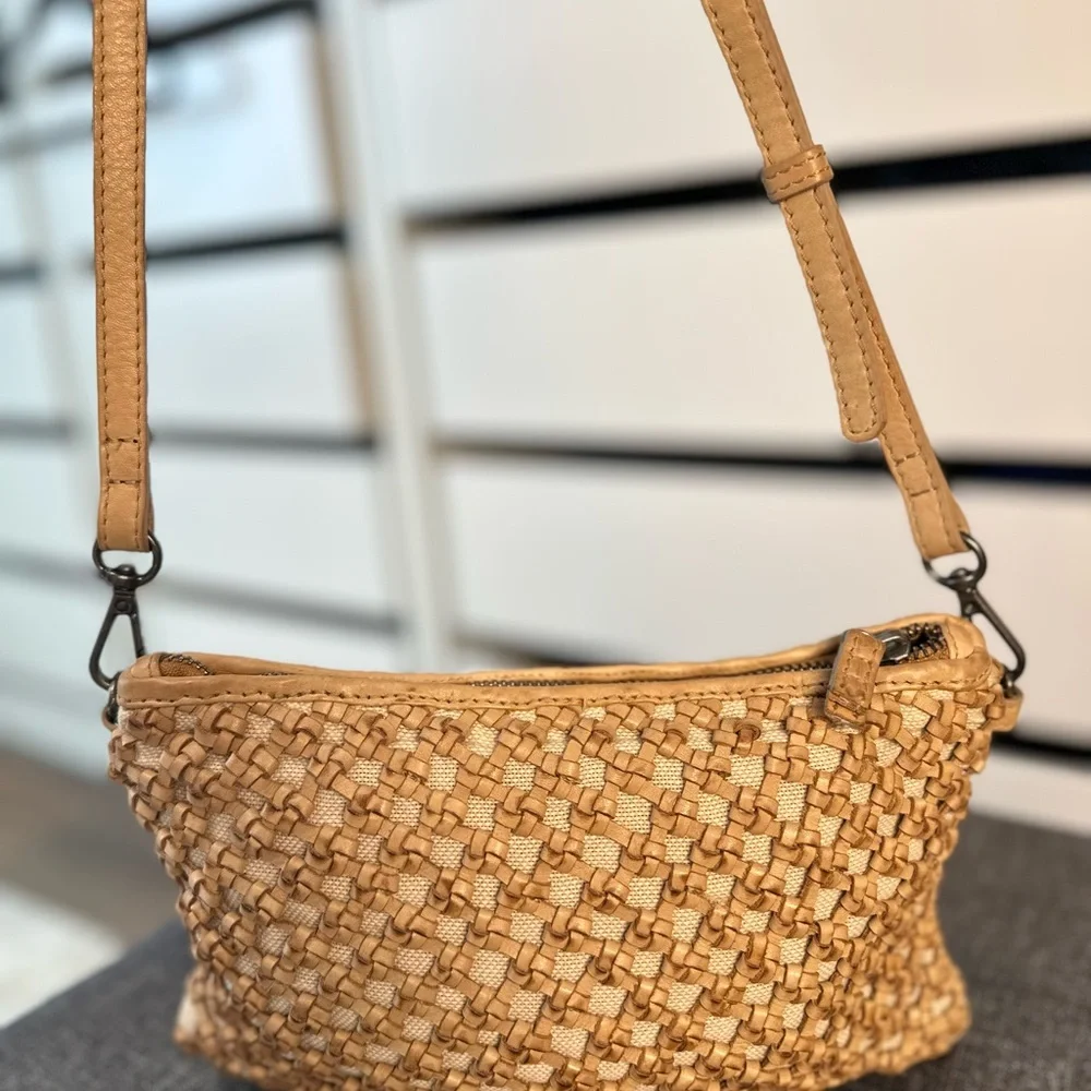 Genuine Leather Woven Crossbody Bag Tan Boho Small Purse - Picture 2 of 7